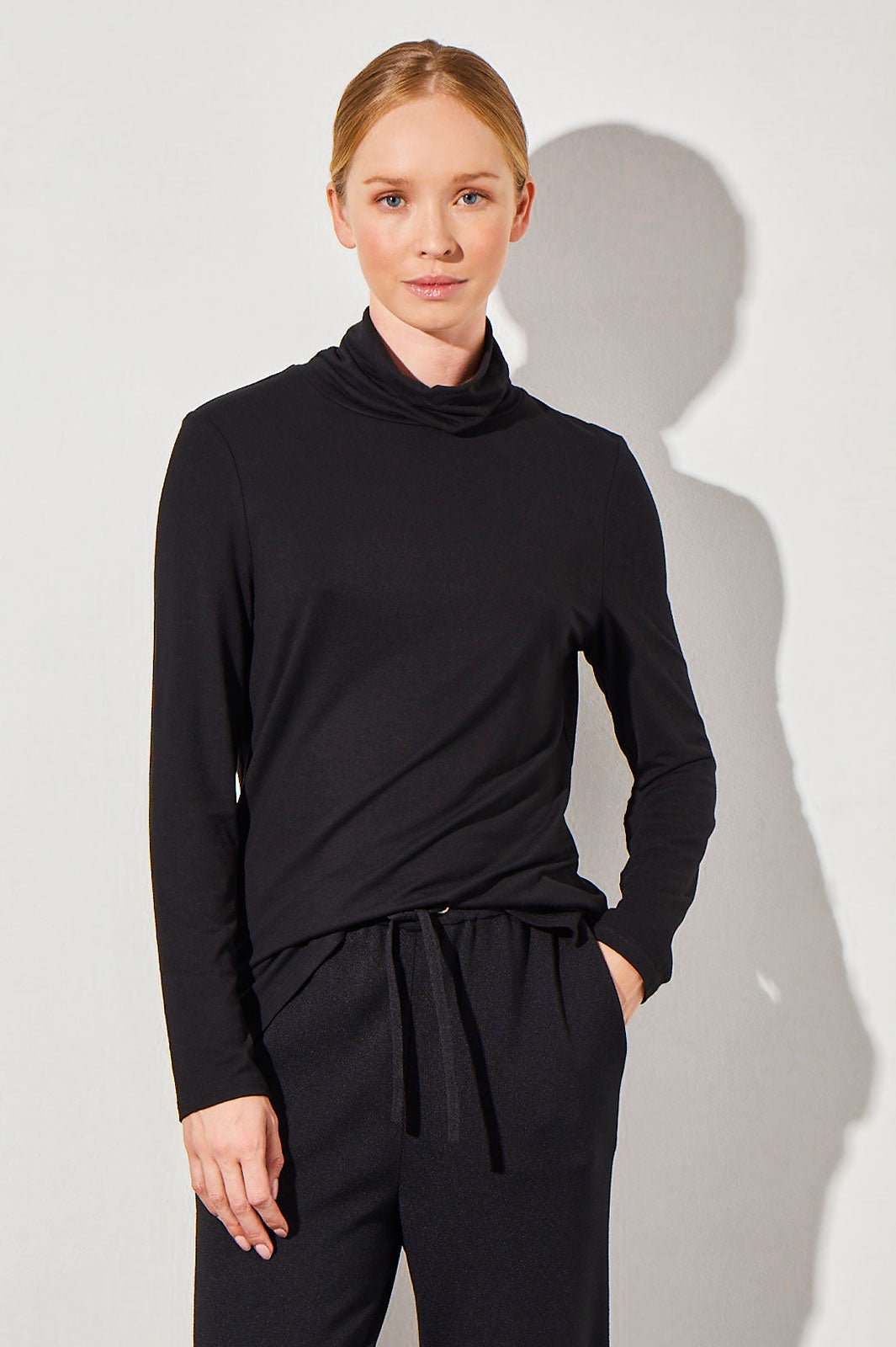 Ming Wang Knit Jersey Turtleneck Long Sleeve Top - M